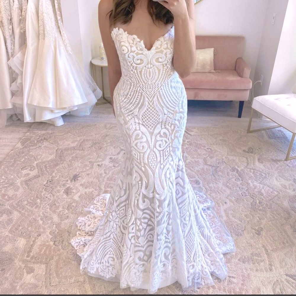 'Safyr' by Blush by Hayley Paige Wedding Gown ~ SZ 10